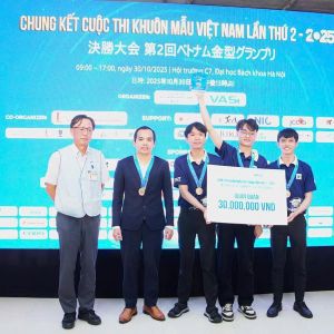 Chung kết cuộc thi khuôn mẫu